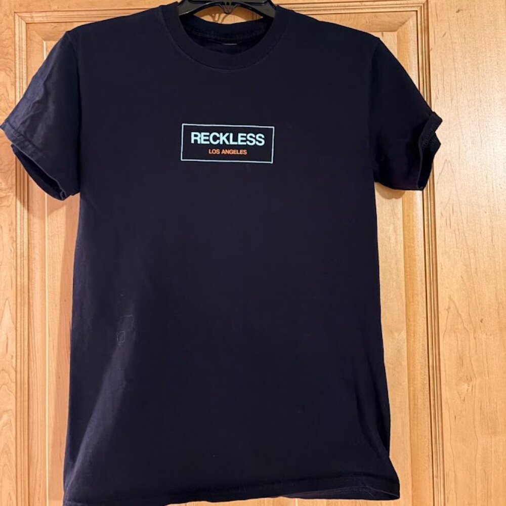 RECKLESS Graphic T-shirt Size S